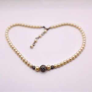 Elegant Pearl Necklace W/ silver and crystal encrusted beading